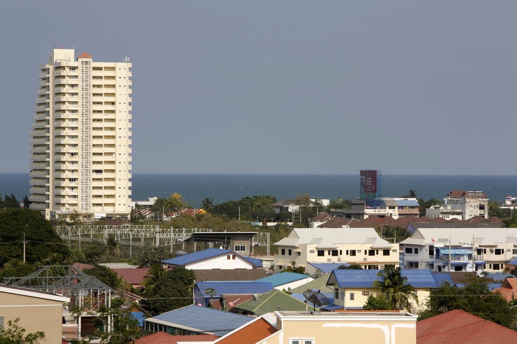 Initial Hua Hin - Sha Plus Hotel Exterior photo